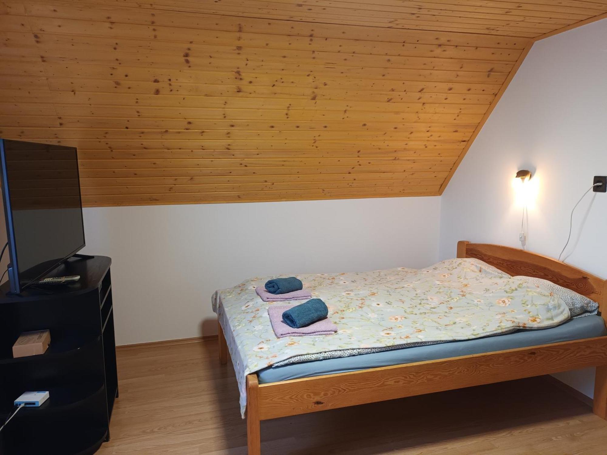 Keknefelejcs Vendeghaz Apartment Tapolca Luaran gambar